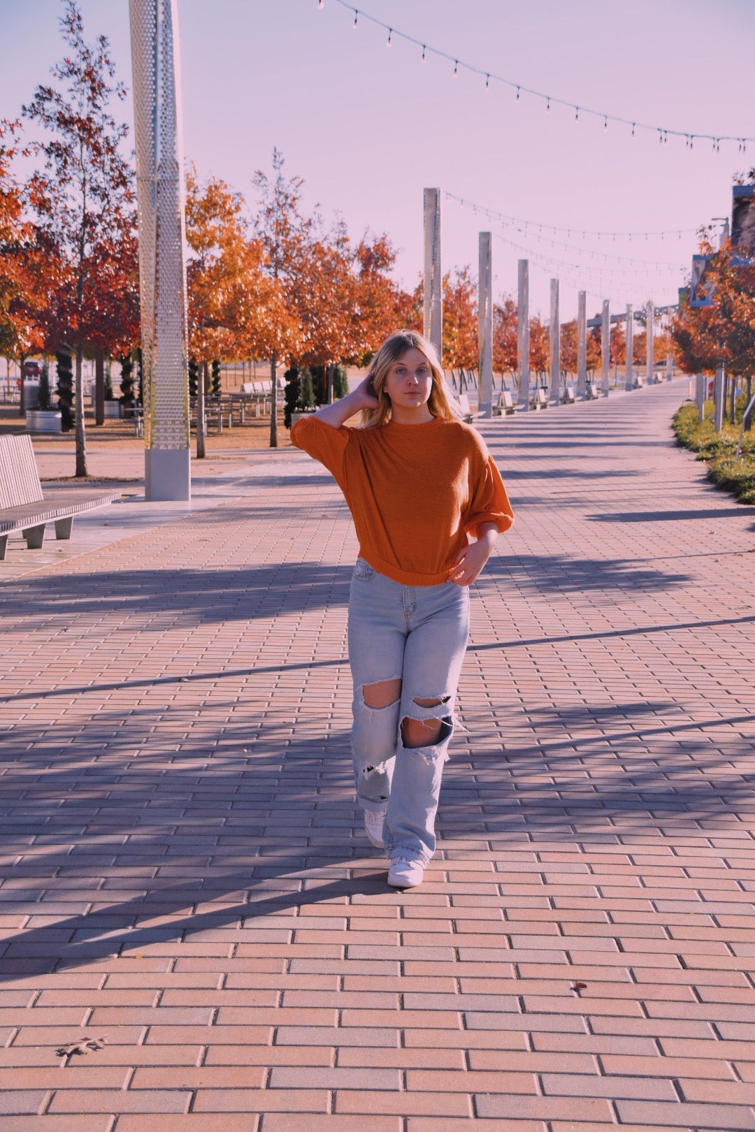 puff orange sweater!!